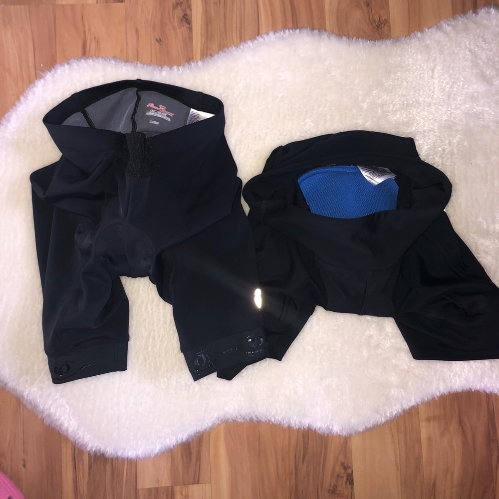 🚴‍♀️SET OF 2🚴‍♀️ Pearl Izumi bike shorts